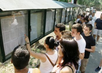 Aproape 88% din absolvenții ciclului liceal au susținut examenele de BAC. 30 de elevi au obținut 10 pe linie | VIDEO