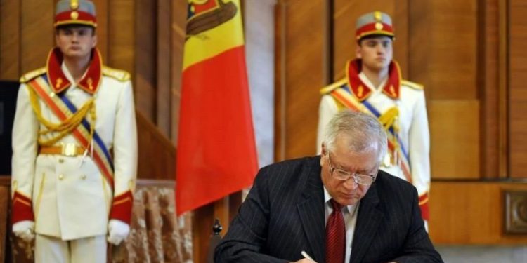 Un „om — epocă” a trecut în neființă. Mesajul plin de durere al familiei ex-președintelui Curții Constituționale, Victor Pușcaș, după decesul acestuia