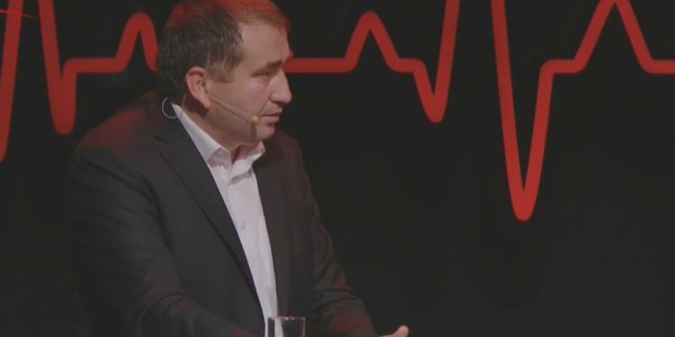 Denis Roșca: Amalgamarea satelor va reduce numai cu 3% cheltuielile din bugetul de stat