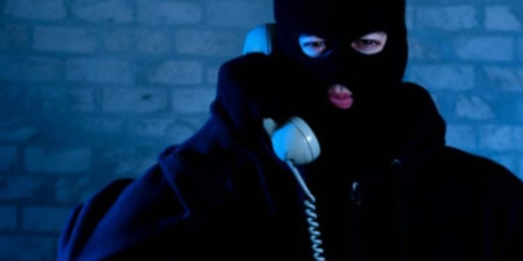 „Angajații poliției nu telefonează rudele șoferilor care provoacă accidente”. Poliția explică cum să nu cazi în plasa escrocilor | VIDEO