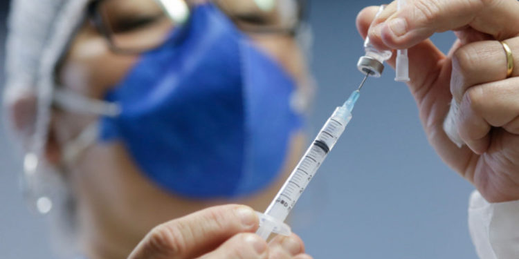 ANSP: Circa jumătate de milion de doze de vaccin antiCovid-19 sunt expirate, în timp ce alte 26 de mii își vor pierde termenul până la sfârșitul verii | VIDEO