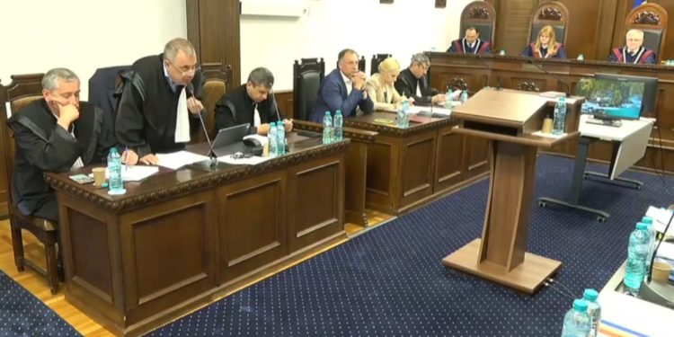 Ședință încinsă la Curtea Constituțională, unde se decide soarta Partidului „ȘOR”. Cererea Veronicăi Dragalin de a anexa noi dovezi în dosar, respinsă | VIDEO