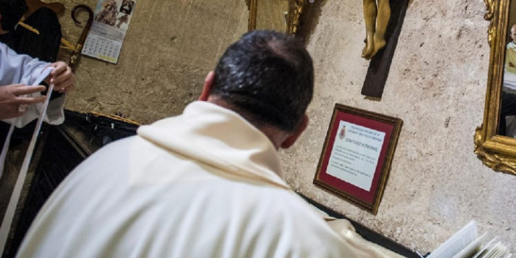 Biserica Catolică din Spania a descoperit aproape 1.000 de copii abuzați sexual de preoți