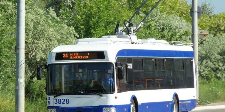 Вниманию пассажиров: движение на одной из столичных улиц приостановят на 4 дня