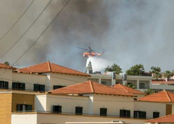 В Греции спрогнозировали самую продолжительную жару в истории метеонаблюдений в стране