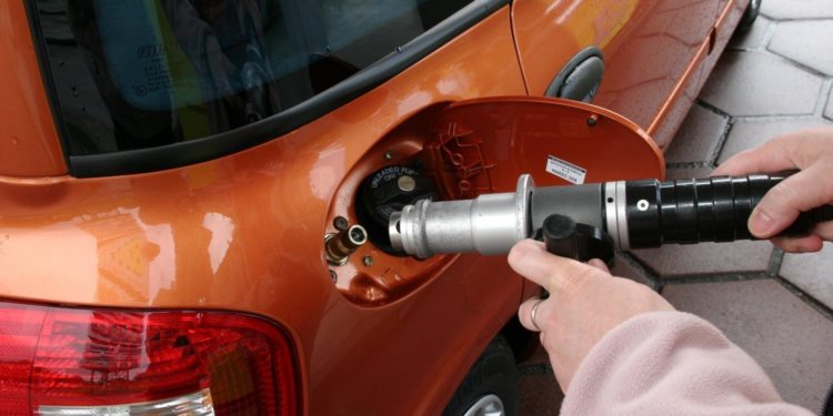 Правительство может запретить ввоз машин стандарта ниже Euro-5