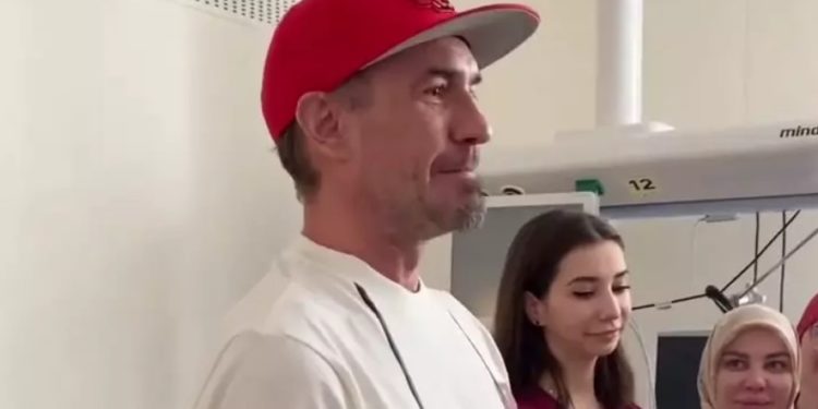 «В принципе счастлив, что живой»: Костомарова выписали из больницы спустя 175 дней