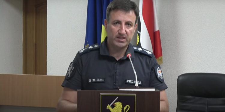 Стрелок, убивший людей в Кишиневском аэропорту, — бывший полицейский. Чернэуцану рассказал подробности