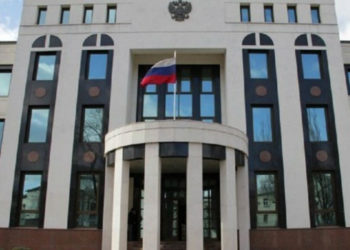 Ambasada Federației Ruse în Moldova, cu mesaj de condoleanțe familiilor celor doi ofițeri uciși la Aeroport: „Deplângem victimele nevinovate”