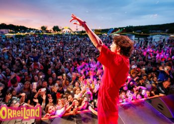 Concert de excepție la OrheiLand: Peste 20.000 de oameni au venit să admire prestația lui Amirchik. O surpriză deosebită a fost înghețata gratuită | VIDEO