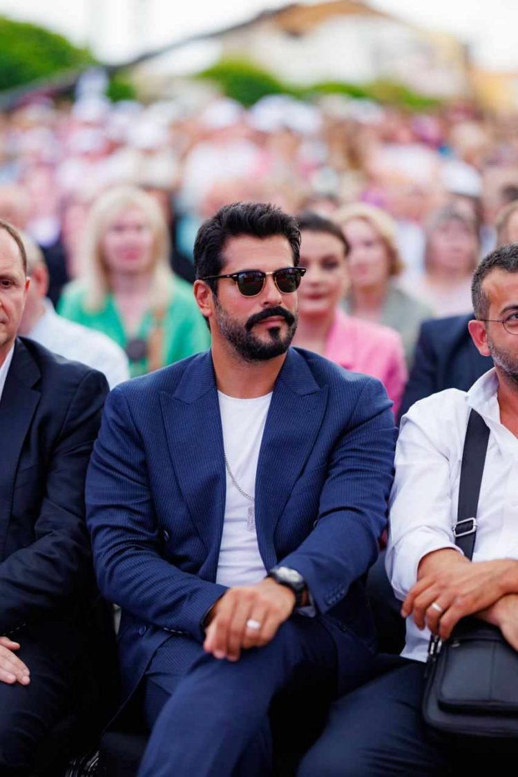 Burac Oscivit: „Turcia este lângă poporul găgăuz. Vom împărți cu voi cultura și dragostea noastră”