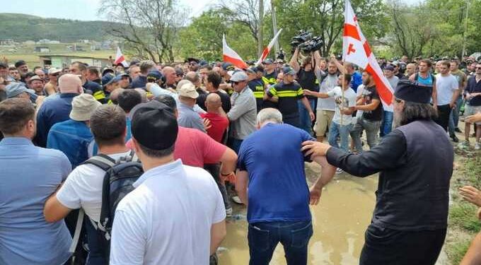 В Тбилиси сорвали проведение фестиваля ЛГБТ-сообщества