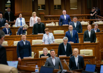 Politica bugetar-fiscală pe anul 2024, aprobată de deputații PAS. Comuniștii și Socialiștii nu au participat la procedura de vot: Amendamentele propuse de noi, nu sunt susținute | VIDEO