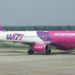 Alertă falsă cu bombă la bordul unei curse Wizz Air. Avionul a decolat din România cu aproape patru ore întârziere
