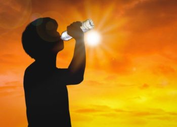 Meteorologii au emis cod portocaliu de caniculă: Se așteaptă temperaturi de până la +38 de grade. Ce recomandă specialiștii | VIDEO