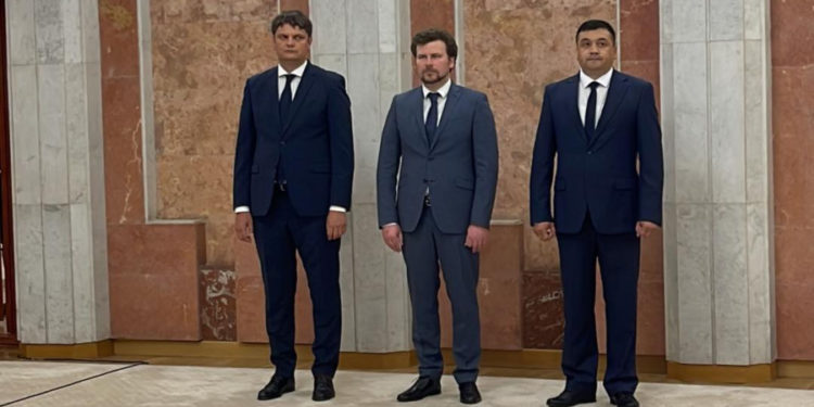 Maia Sandu a semnat decretele: Guvernul Recean are trei miniștri noi. Numele acestora au devenit cunoscute cu doar câteva minute înainte de învestire | VIDEO