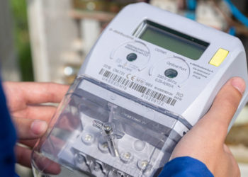 Cetățenii vor plăti contoarele inteligente, dacă se va decide instalarea lor la nivel național. Oficialii evită să spună cât exact vor trebui să scoată moldovenii din buzunare | VIDEO