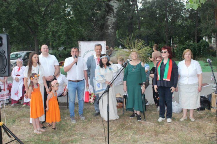 Consolidarea comunității prin Cultură și Tradiții strămoșești