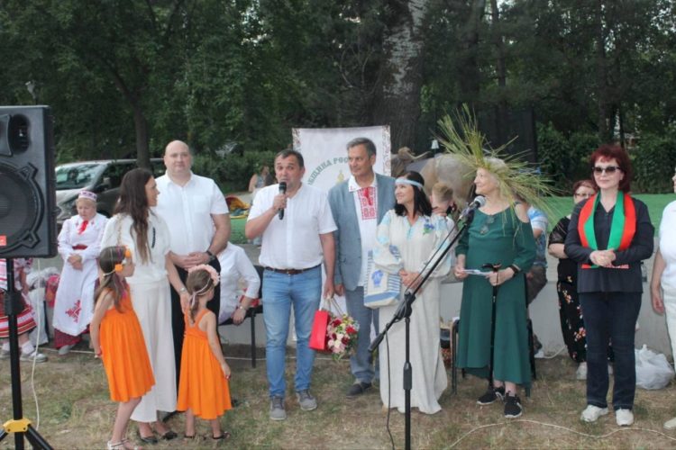 Consolidarea comunității prin Cultură și Tradiții strămoșești