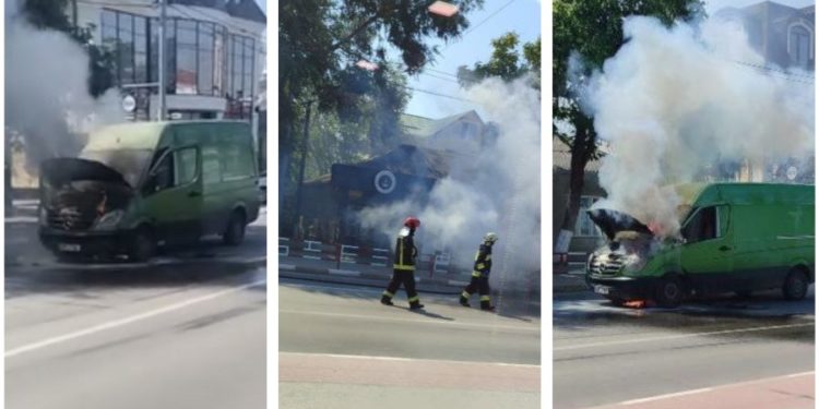 Momentul în care un microbuz arde ca o torță, la Bălți. Detalii de la IGSU