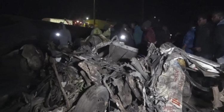 Accident tragic în Kenya: Cel puțin 48 de oameni au murit