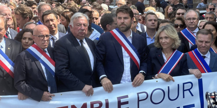 Revolta primarilor din Franța. Miting împotriva violențelor: „Le-am văzut adevărata față. Sunt criminali”