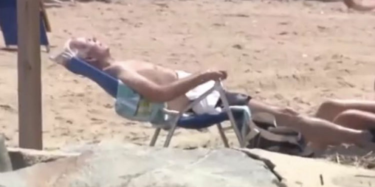 Joe Biden s-a relaxat la plajă, înainte să vină în Europa | VIDEO/FOTO