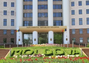 Parlamentul a cheltuit peste 1,3 milioane de lei pentru deplasările deputaților în străinătate în trimestrul II al anului | DOC