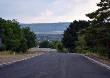 Modernizarea raionului Orhei, continuă cu pași rapizi: Infrastructura rutieră, curțile blocurilor și a locuințelor, în plin proces de modernizare | VIDEO