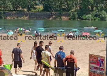 Moarte tragică pe plaja de la Vadul lui Vodă: Un bărbat s-a înecat în Nistru