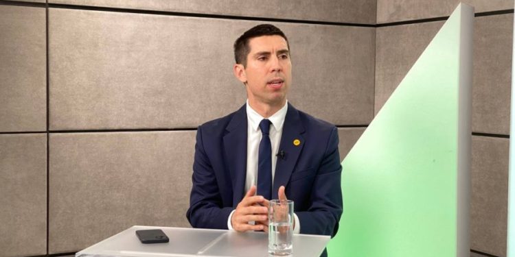 Popșoi susține concesionarea Aeroportului: Suntem condamnați să o facem, nu-l putem păstra în proprietatea statului