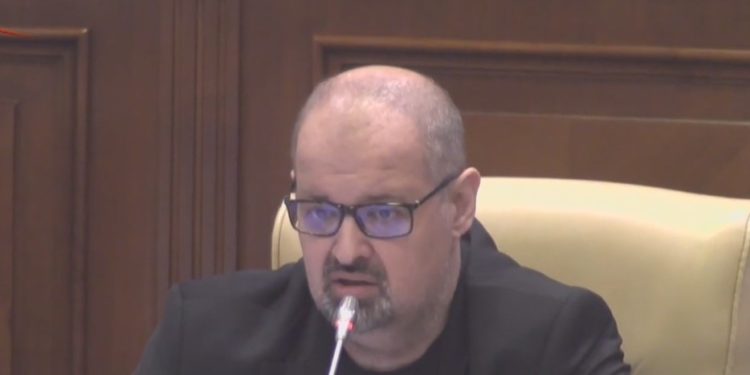 Crima de pe Aeroport: BCS a cerut audierea șefului SIS și a ministrului de Interne în plenul Parlamentului. Solicitarea a fost respinsă | VIDEO