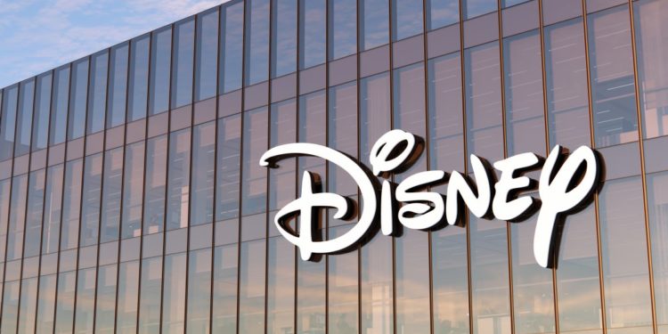 Disney обвинили в недоплатах женщинам на $150 млн