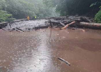 Codurile roșii de ploi și furtuni au provocat pagube serioase în România: Case şi drumuri, inclusiv șoseaua Transfăgărășan, au fost inundate | VIDEO