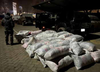 Schemă de introducere prin contrabandă și comercializare a mărfurilor în valoare de peste 4 milioane lei, destructurată de către Serviciul Vamal