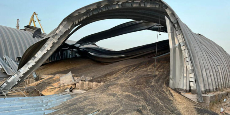 Trupele ruse au atacat din nou regiunea Odesa cu drone: Ținta ar fi fost infrastructura portuară și cerealieră. De partea cealaltă, două drone ar fi fost doborâte în regiunea Moscovei | VIDEO