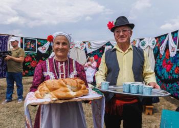 Празднуем «День ковра»: Евгения Гуцул и команда Илана Шора приглашает всех познать душу гагаузского народа