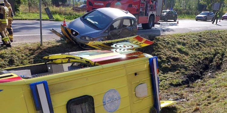 „Viața celor 10 moldoveni răniți în accident rutier în Polonia, este în afara pericol”. Precizările MAEIE | VIDEO