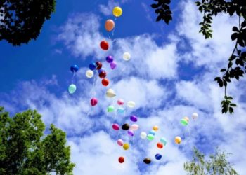 Ministerul Mediului îndeamnă să evite folosirea baloanelor la început de an școlar | VIDEO