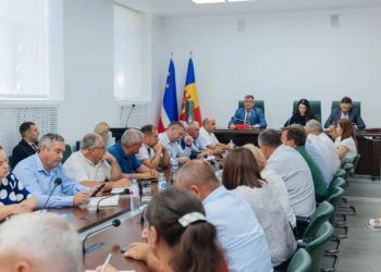 „Обсудили все назревшие вопросы”. Более 20 примаров приняли участие во встрече с башканом Гагаузии Евгенией Гуцул | VIDEO