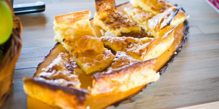 „Plăcinta miresei”, „Ghițman” și „Borș cu burecheți”: Mai multe feluri de mâncare tradițională moldovenească au fost incluse în patrimoniului culinar al țării | VIDEO