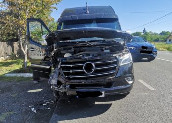 Рейсовый микроавтобус Кишинев-Бухарест попал в аварию в Румынии