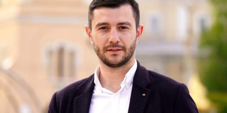 Consilier PLDM Sergiu Burlacu: Nicolae Grigorișin utilizează instituțiile publice, inclusiv funcția deținută de el în scopul promovării sale electorale. Reacția CEC | VIDEO