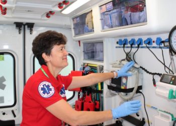 Mii de moldoveni au chemat ambulanța în ultima săptămână. Intoxicații, mușcături de insecte și insolații