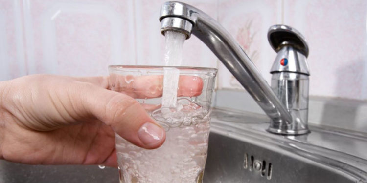 Apa și canalizarea s-ar putea scumpi din nou: „Apă-Canal Chișinău” cere majorarea tarifelor cu aproape doi lei | VIDEO