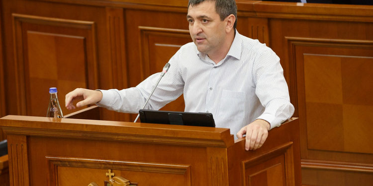 Депутаты от PAS внесли поправки в закон «О госбезопасности»