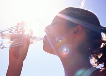 Următoarele două zile se vor menține fierbinți. Câte grade anunță meteorologii, pentru acest sfârșit de săptămână