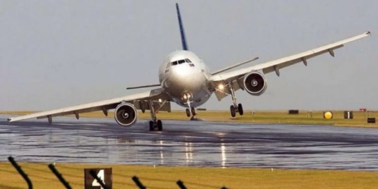 Второй предполагаемый самолет Пригожина сел в аэропорту Остафьево