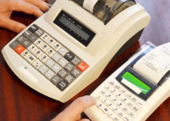 Termenul în care foștii patentari pot solicita compensații de până la 10 mii de lei, a fost extins. De cealaltă parte, reprezentanții foștilor patentari spun că intenționează să iasă din nou la proteste | VIDEO