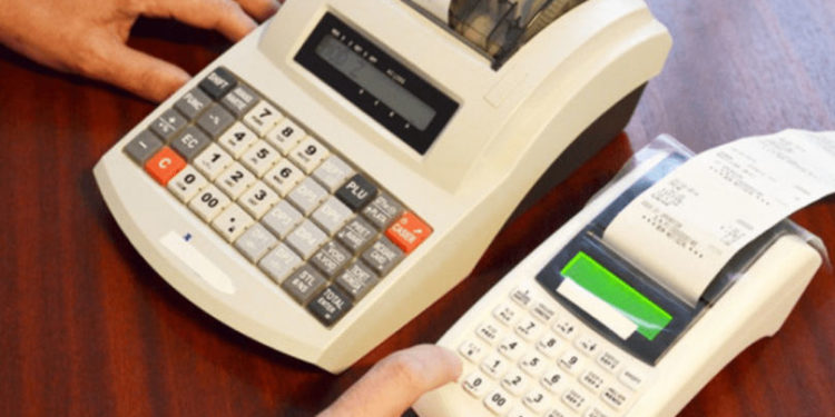 Termenul în care foștii patentari pot solicita compensații de până la 10 mii de lei, a fost extins. De cealaltă parte, reprezentanții foștilor patentari spun că intenționează să iasă din nou la proteste | VIDEO